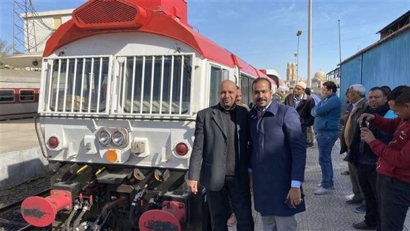 أخبار مصر - قطار تالجو يصل إلى الأقصر في أولى رحلاته للمدينة