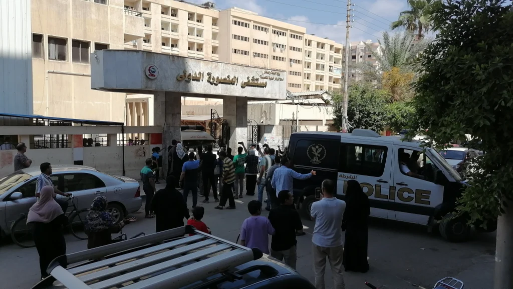 أخبار مصر والعالم لحظة بلحظة - تسليم جثمان قاتل نيرة أشرف لذويه استعدادا لدفنه فى مسقط رأسه بالغربية