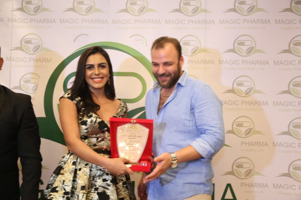 محطة مصر نيوز - بالأحمر.. ياسمين الخطيب تتألق في مؤتمر ”ماجيك فارما”