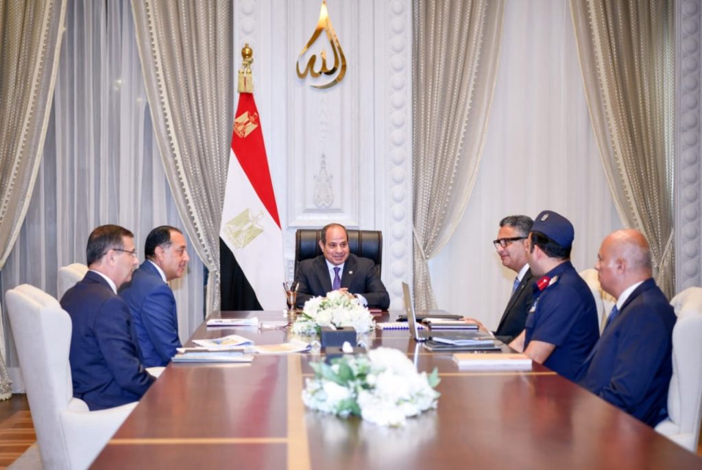 أخبار مصر والعالم لحظة بلحظة - الرئيس السيسي يوجه بإطلاق سلسلة تجارية حكومية موحدة بالشراكة مع القطاع الخاص