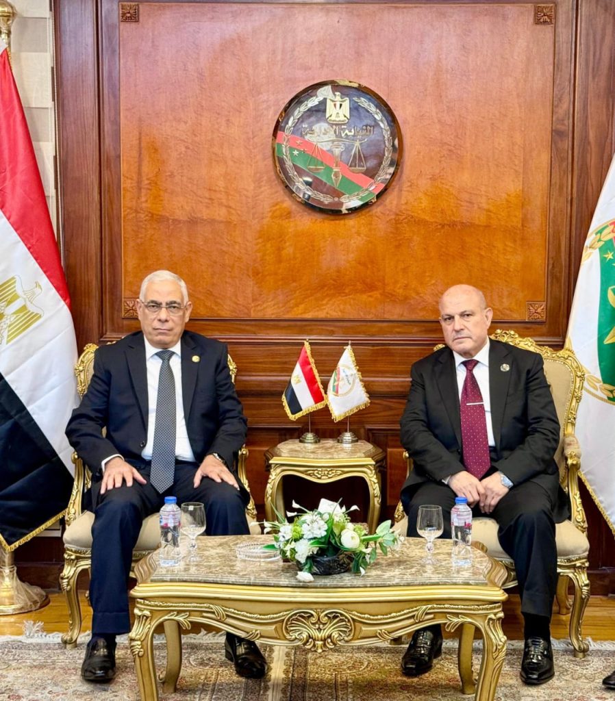 أخبار مصر والعالم لحظة بلحظة - رئيس هيئة النيابة الإدارية يستقبل النائب العام