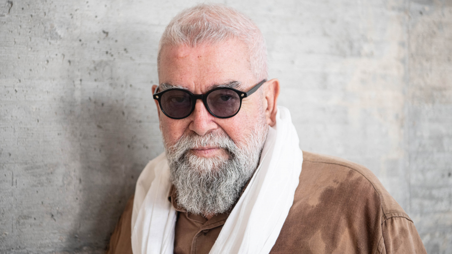 محطة مصر نيوز - وفاة الفنان والمخرج التونسي الفاضل الجزيري بعد صراع مع المرض