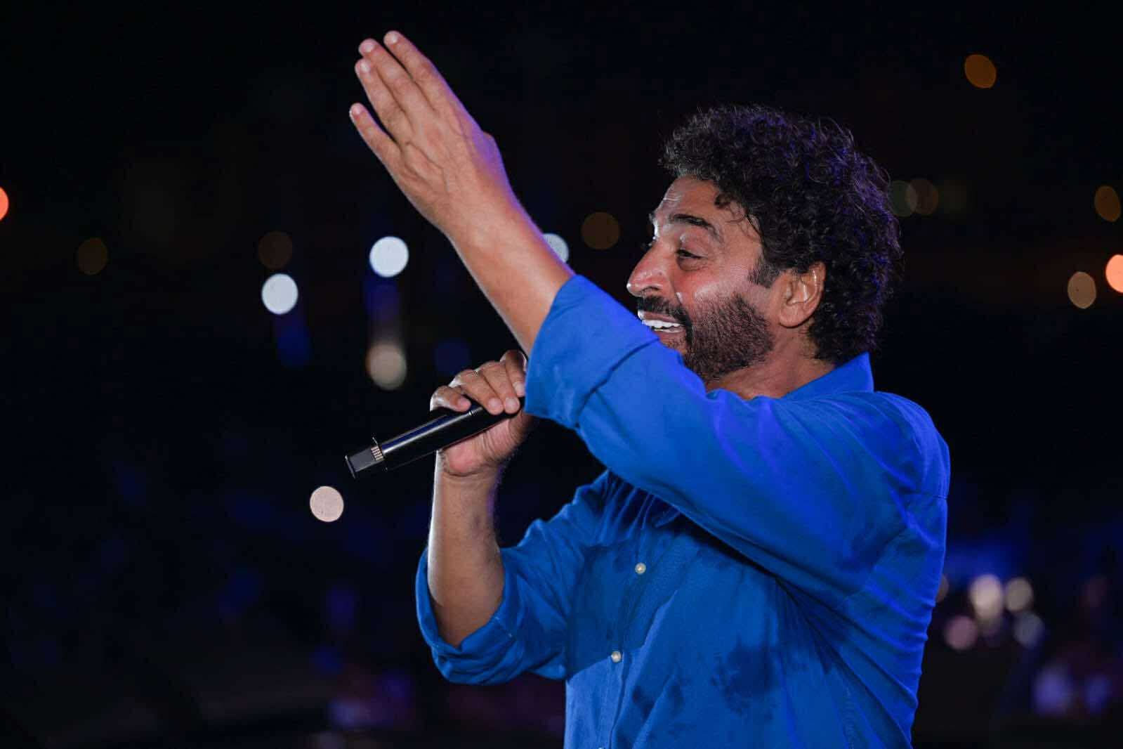 محطة مصر نيوز - حميد الشاعري يُشعل أجواء العلمين الجديدة بدويتوهات مميزة ومفاجآت غنائية