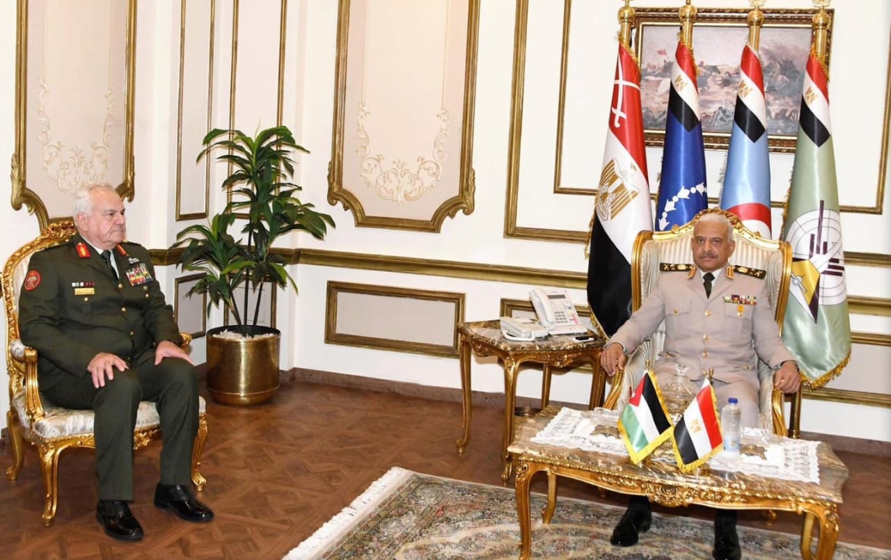 أخبار مصر والعالم لحظة بلحظة - القائد العام للقوات المسلحة ورئيس الأركان يلتقيان رئيس هيئة الأركان للقوات المسلحة الأردنية