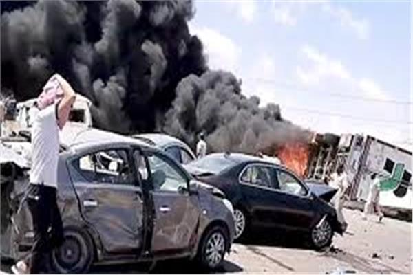 أخبار مصر - تصادم مروّع على طريق مطروح.. حالتا وفاة و18 مصابًا تهز الشارع المصري