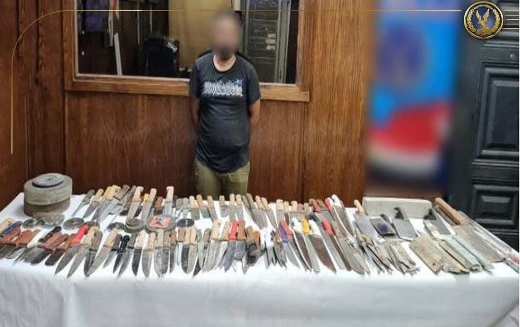 أخبار مصر - نهاية "حداد الدم".. الداخلية تداهم ورشة تصنيع الأسلحة البيضاء بالقاهرة