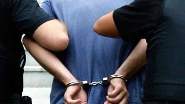 نهاية الإمبراطورية السوداء.. ضبط عنصرين غسلوا عشرات الملايين من تجارة السموم محطة مصر نيوز - نهاية الإمبراطورية السوداء.. ضبط عنصرين غسلوا عشرات الملايين من تجارة السموم