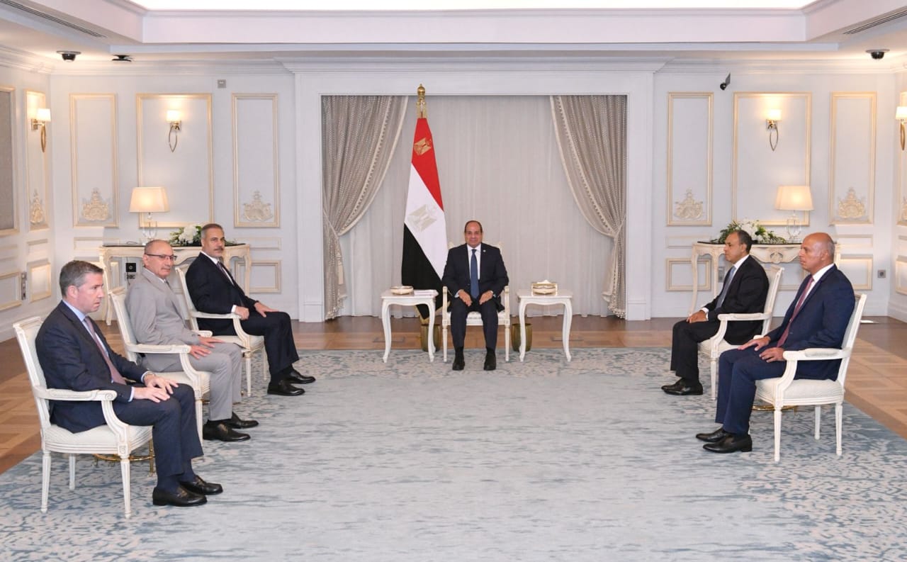 أخبار مصر والعالم لحظة بلحظة - السيسي يؤكد على رفض إعادة الاحتلال العسكري لقطاع غزة خلال استقباله وزير خارجية تركيا
