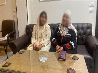 نهاية سعيدة لرحلة البحث.. الأمن يعيد طفلة متغيبة بالقاهرة أخبار مصر والعالم لحظة بلحظة - نهاية سعيدة لرحلة البحث.. الأمن يعيد طفلة متغيبة بالقاهرة