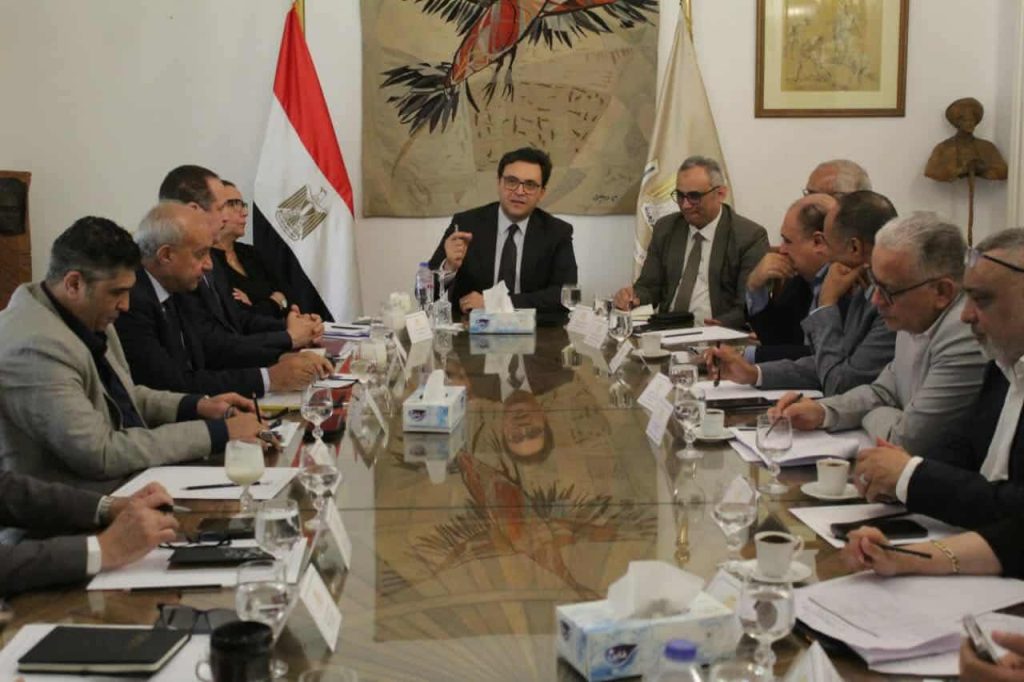 أخبار مصر - وزير الثقافة: قصور جديدة، أكاديمية للفنون بالإسكندرية، وتطوير شامل لمعرض الكتاب
