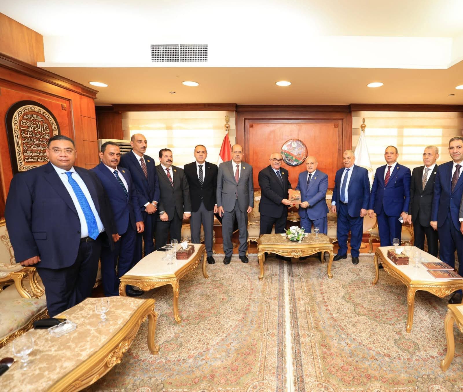 أخبار مصر - رئيس هيئة النيابة الإدارية يستقبل رئيس قضايا الدولة
