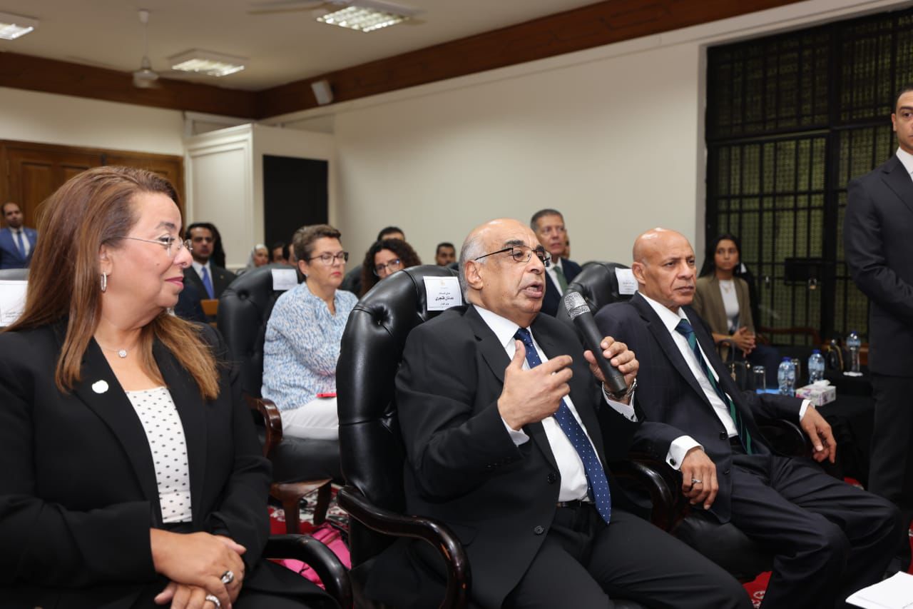 أخبار مصر - وزير العدل يفتتح غرفتين مؤمنتين مُخصصتين للمرأة ضحية العنف بمحكمة القاهرة الجديدة
