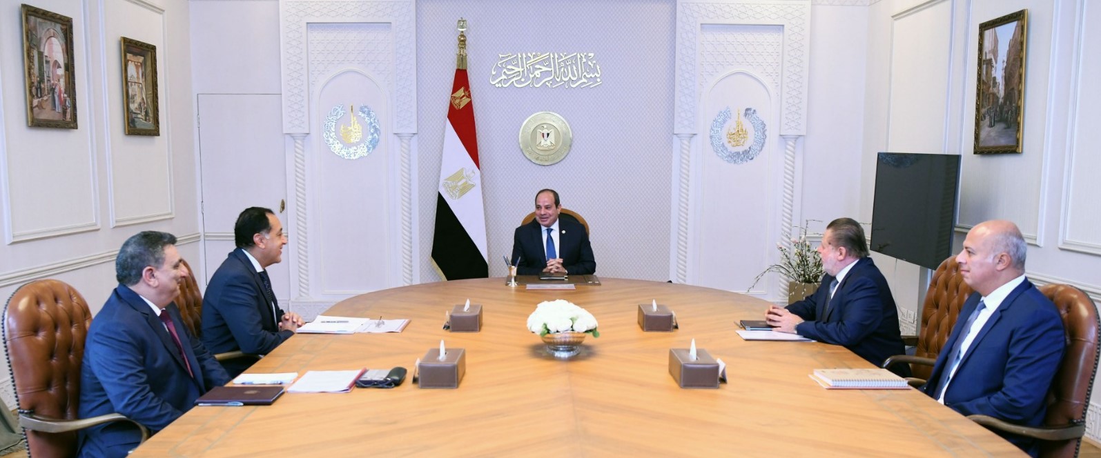 أخبار مصر والعالم لحظة بلحظة - الرئيس السيسي يُؤكد على أهمية زيادة مستويات الاحتياطي من النقد الأجنبي