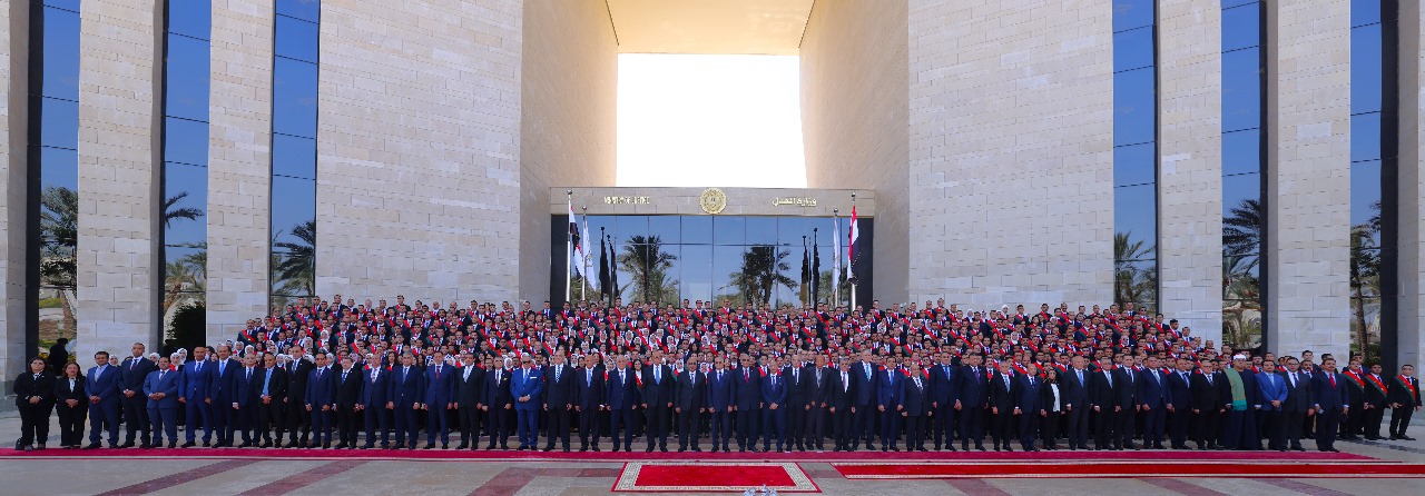 أخبار مصر والعالم لحظة بلحظة - أعضاء النيابة العامة الجدد يؤدون اليمين القانونية أمام وزير العدل والنائب العام
