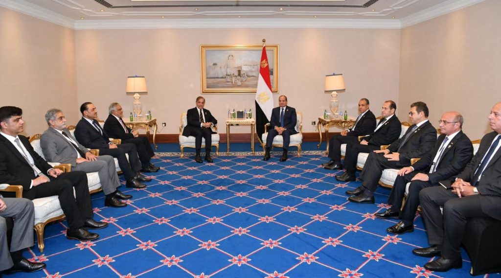 السيسي يستقبل رئيس وزراء جمهورية باكستان الإسلامية أخبار مصر والعالم لحظة بلحظة - السيسي يستقبل رئيس وزراء جمهورية باكستان الإسلامية