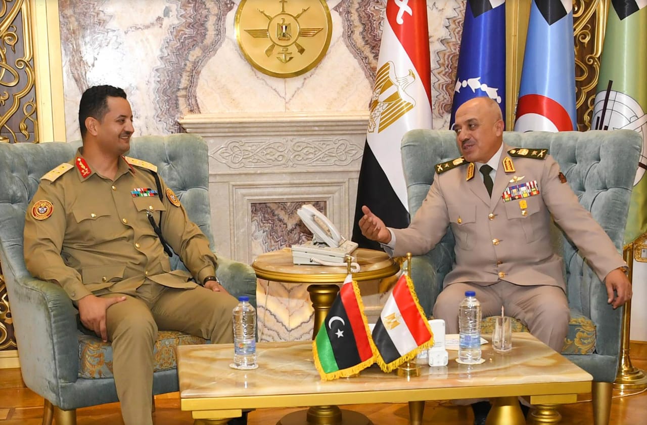 أخبار مصر - رئيس أركان حرب القوات المسلحة يلتقى رئيس الأركان العامة للجيش الليبي