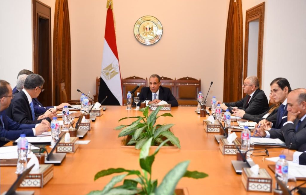 أخبار مصر - الدكتور بدر عبد العاطي يُتابع التحضيرات الجارية للنسخة الخامسة لمنتدى أسوان للسلام والتنمية المستدامة