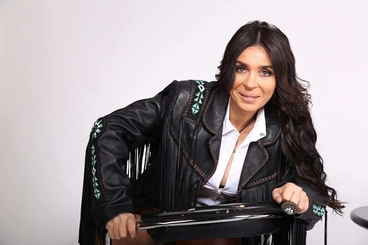 محطة مصر نيوز - دينا تطلق أول أكاديمية لتعليم الرقص الشرقي والفنون المتكاملة في مصر