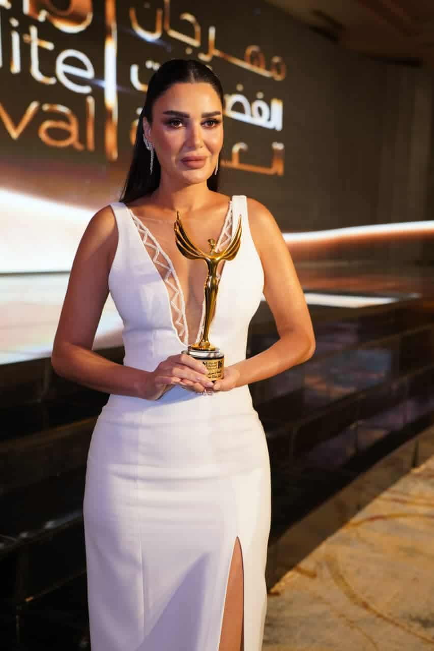 محطة مصر نيوز - تكريم نجوم الفن والإعلام في مصر والوطن العربي بالدورة الـ 16 لمهرجان الفضائيات العريية