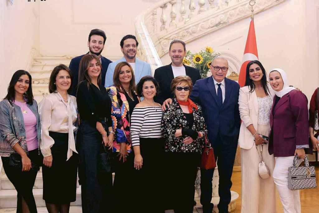 محطة مصر نيوز - صفية العمري وبشرى ورشا بن معاوية في زيارة فنية للسفير التركي بالقاهرة