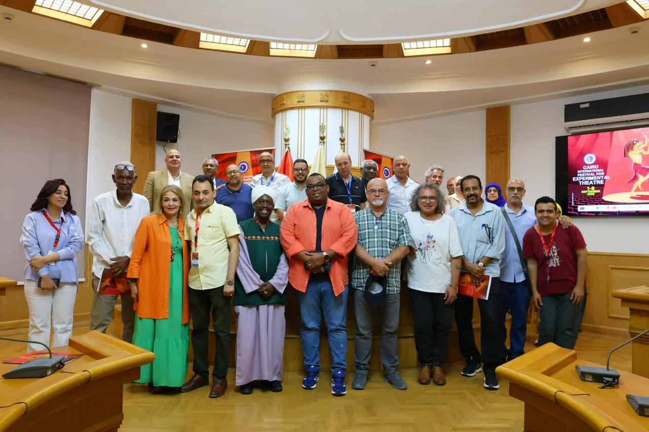 محطة مصر نيوز - مهرجان المسرح التجريبي يكرم الناقد المغربي الراحل حسن المنيعي