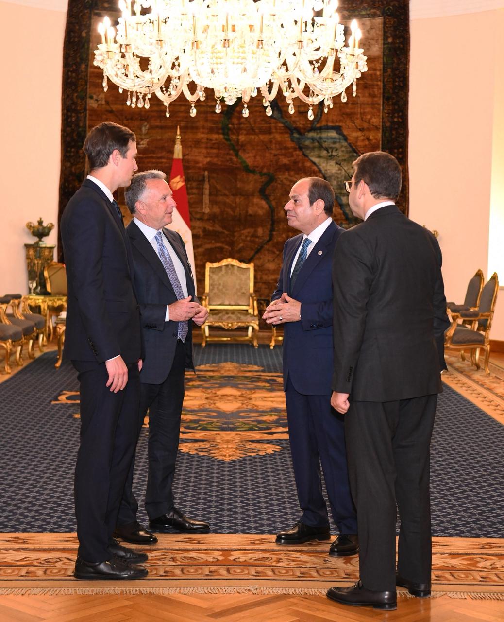 أخبار مصر والعالم لحظة بلحظة - الرئيس عبد الفتاح السيسي يلتقي مبعوثي «ترامب» لمفاوضات شرم الشيخ