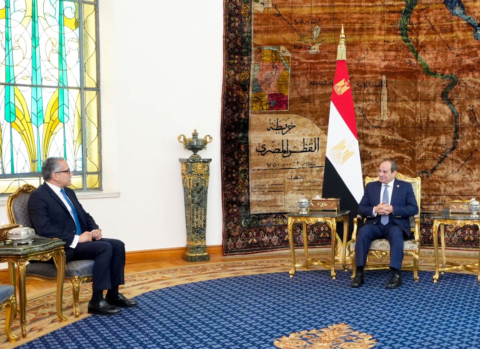 أخبار مصر والعالم لحظة بلحظة - الرئيس عبد الفتاح السيسي يستقبل الدكتور خالد العناني مدير عام منظمة اليونسكو