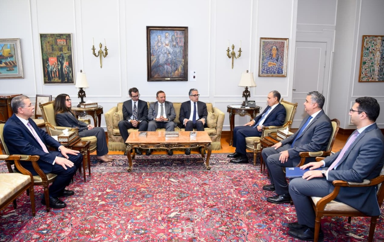 محطة مصر نيوز - فى أول زيارة منذ انتخابه مديراً عاماً لـ اليونسكو.. وزارة الخارجية تستقبل الدكتور خالد العناني