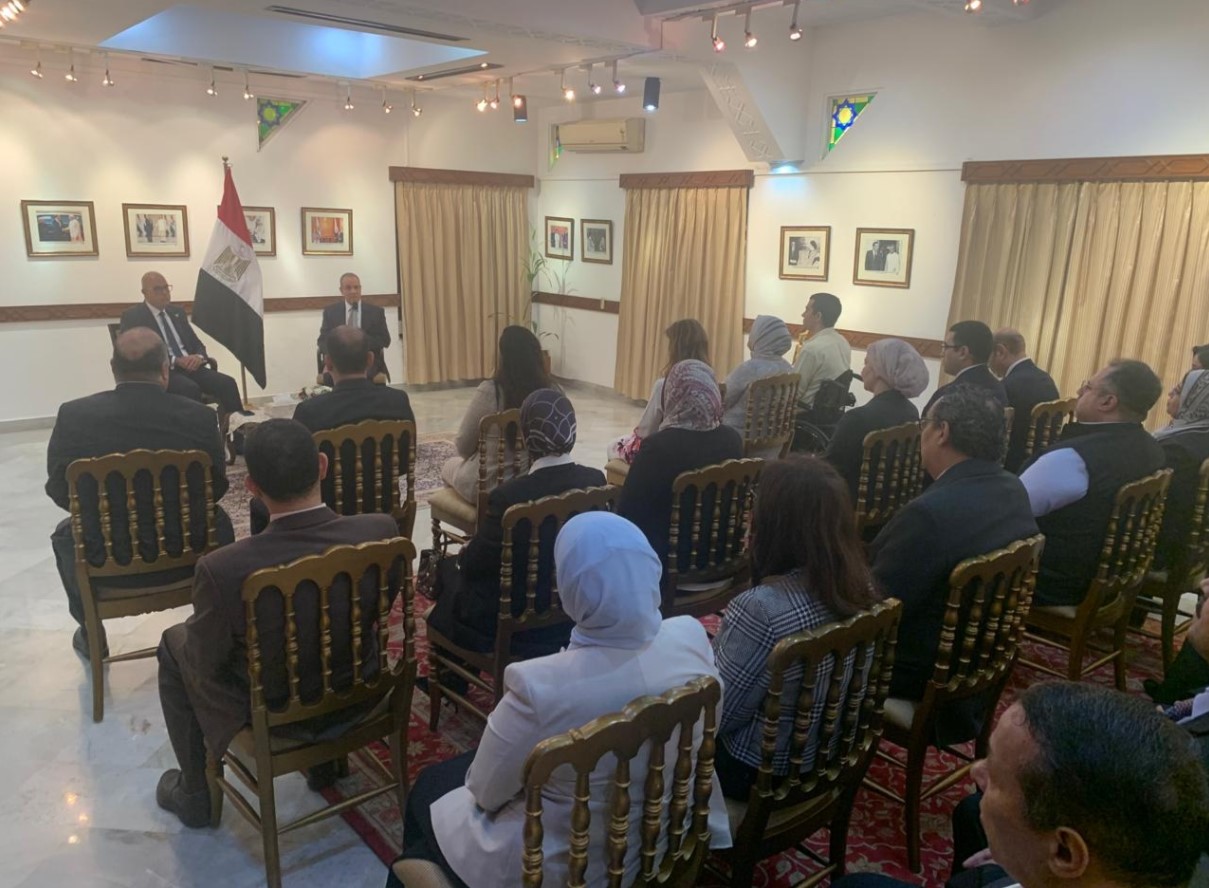 أخبار مصر - الدكتور بدر عبد العاطي يلتقي أعضاء الجالية المصرية بالهند‎
