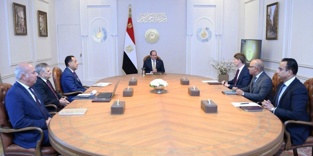 أخبار مصر والعالم لحظة بلحظة - الرئيس السيسي: مصر مُوهلة لتكون مركزًا إقليميًا رائدًا في مجال إمداد السفن بالوقود الأخضر