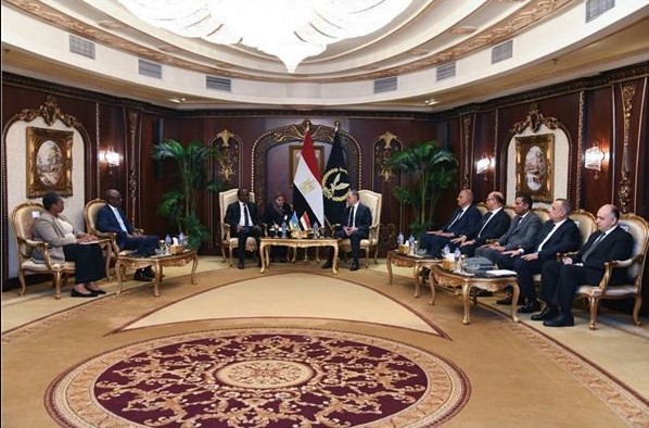 وزير الداخلية يبحث التعاون المشترك مع نظيره الرواندي أخبار مصر - وزير الداخلية يبحث التعاون المشترك مع نظيره الرواندي
