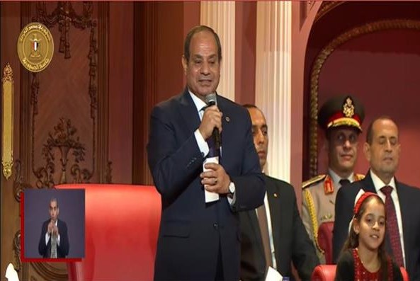 الرئيس السيسي يشهد الاحتفالية الوطنية الكبرى التي أقيمت تحت عنوان «وطن السلام» بالعاصمة الإدارية الجديدة أخبار مصر والعالم لحظة بلحظة - الرئيس السيسي يشهد الاحتفالية الوطنية الكبرى التي أقيمت تحت عنوان «وطن السلام» بالعاصمة الإدارية الجديدة