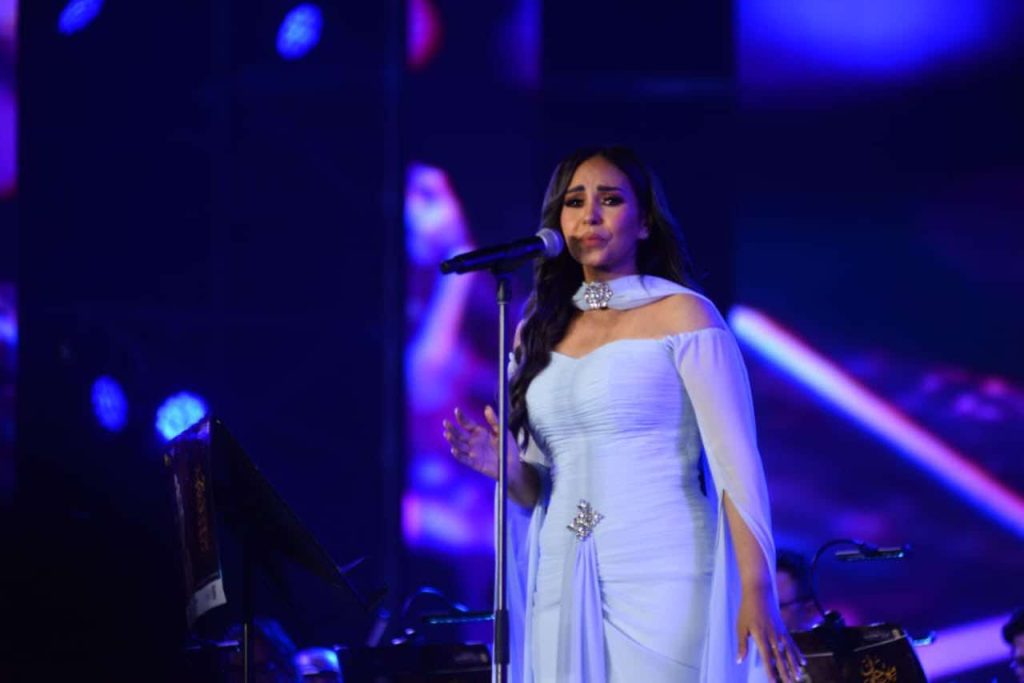 محطة مصر نيوز - سوما تبهر جمهور الأوبرا وتوجه كلمة مؤثرة في ختام مهرجان الموسيقى العربية