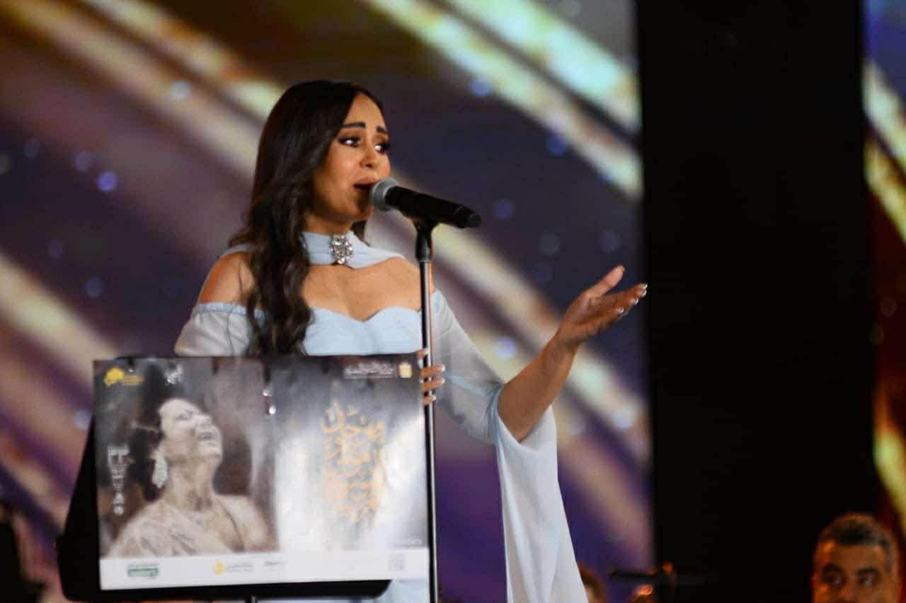 محطة مصر نيوز - سوما تبهر جمهور الأوبرا وتوجه كلمة مؤثرة في ختام مهرجان الموسيقى العربية