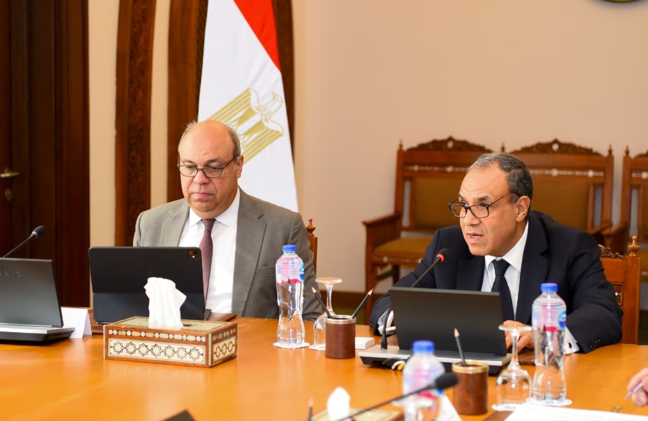 أخبار مصر والعالم لحظة بلحظة - وزيرا الخارجية والطيران المدنى يستقبلان سفراء الدول الغربية والافريقية