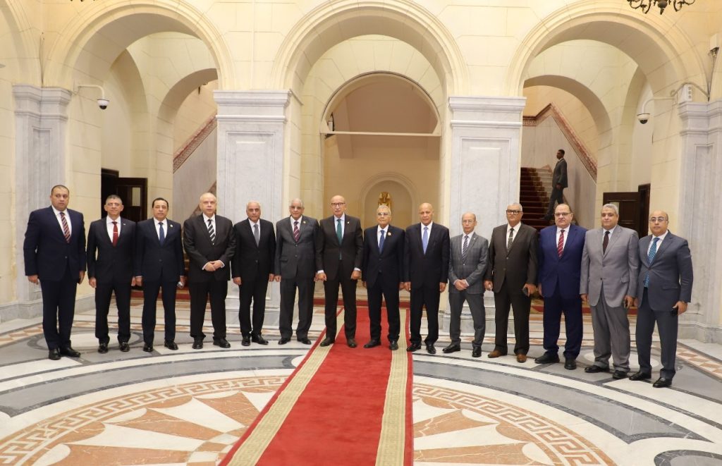 رئيس محكمة النقض يُهنئ المستشار عصام فريد بمناسبة توليه رئاسة مجلس الشيوخ أخبار مصر - رئيس محكمة النقض يُهنئ المستشار عصام فريد بمناسبة توليه رئاسة مجلس الشيوخ