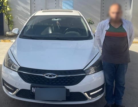 القبض على سائق بشركة نقل ذكي استولى على حقيبة سيدة أجنبية بمدينة نصر| صور أخبار مصر - القبض على سائق بشركة نقل ذكي استولى على حقيبة سيدة أجنبية بمدينة نصر| صور