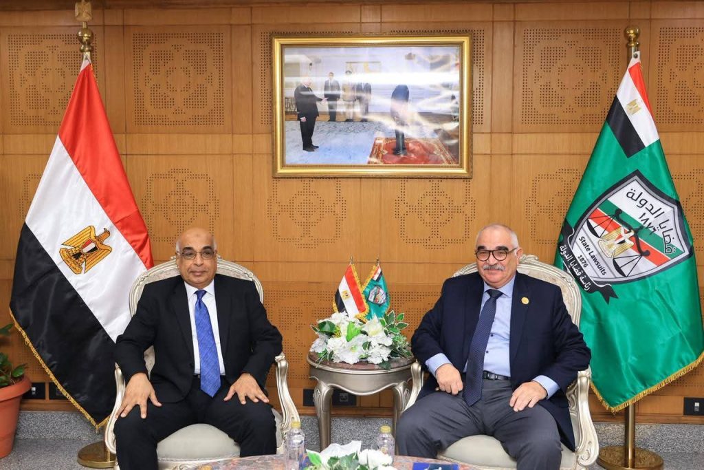 وزير العدل في ضيافة «قضايا الدولة» احتفاءً ببدء العام القضائي الجديد أخبار مصر - وزير العدل في ضيافة «قضايا الدولة» احتفاءً ببدء العام القضائي الجديد