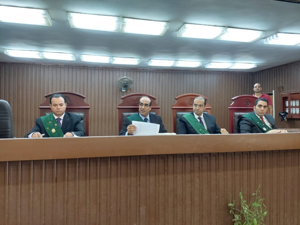 المؤبد لعامل تاجر في “الاندازول كاربوكساميد” وحاز سلاحًا أبيض بشبرا الخيمة أخبار مصر - المؤبد لعامل تاجر في “الاندازول كاربوكساميد” وحاز سلاحًا أبيض بشبرا الخيمة