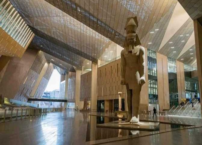 أخبار مصر والعالم لحظة بلحظة - بحضور 79 وفداً رسمياً.. الرئيس السيسي يشهد مساء غدٍ افتتاح المتحف المصري الكبير