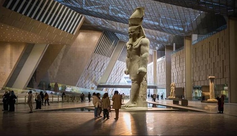 أخبار مصر والعالم لحظة بلحظة - بحضور 79 وفداً رسمياً.. الرئيس السيسي يشهد مساء غدٍ افتتاح المتحف المصري الكبير