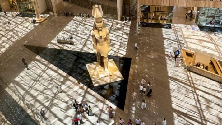 أخبار مصر والعالم لحظة بلحظة - بحضور 79 وفداً رسمياً.. الرئيس السيسي يشهد مساء غدٍ افتتاح المتحف المصري الكبير