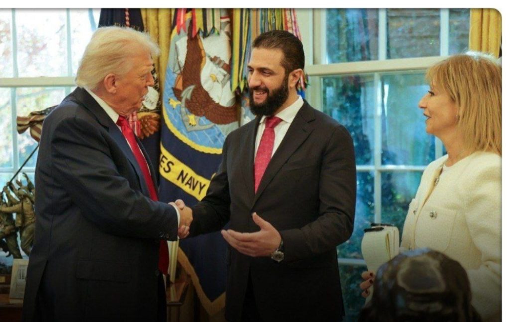الشرع وترامب يبحثان تعزيز العلاقات والقضايا الإقليمية في واشنطن أخبار مصر والعالم لحظة بلحظة - الشرع وترامب يبحثان تعزيز العلاقات والقضايا الإقليمية في واشنطن