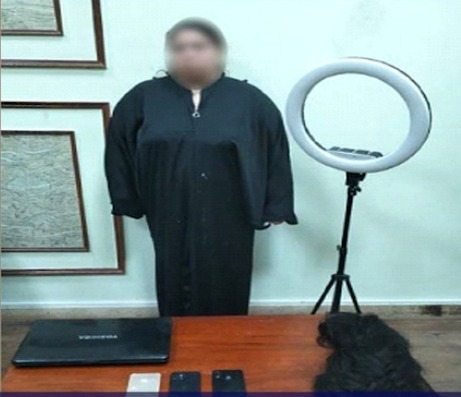 القبض على صانعة محتوى شهيرة بعد نشر فيديو “خادش للحياء” أخبار مصر - القبض على صانعة محتوى شهيرة بعد نشر فيديو “خادش للحياء”