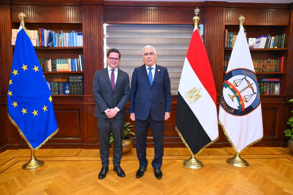 لتعزيز التعاون القضائي الدولي.. النائب العام يستقبل رئيس وكالة «اليوروجست» ووفدًا من ممثلي الاتحاد الأوروبي أخبار مصر والعالم لحظة بلحظة - لتعزيز التعاون القضائي الدولي.. النائب العام يستقبل رئيس وكالة «اليوروجست» ووفدًا من ممثلي الاتحاد الأوروبي
