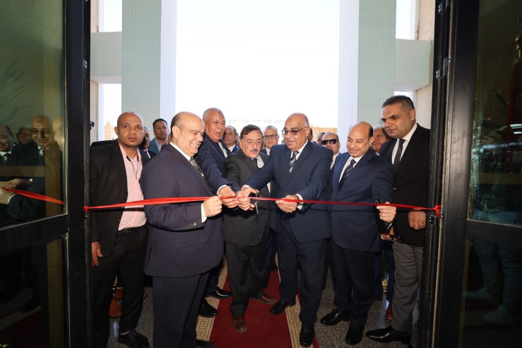 أخبار مصر - وزير العدل يفتتح مجمع محاكم الوادي الجديد ومقر هيئتي قضايا الدولة والنيابة الإدارية