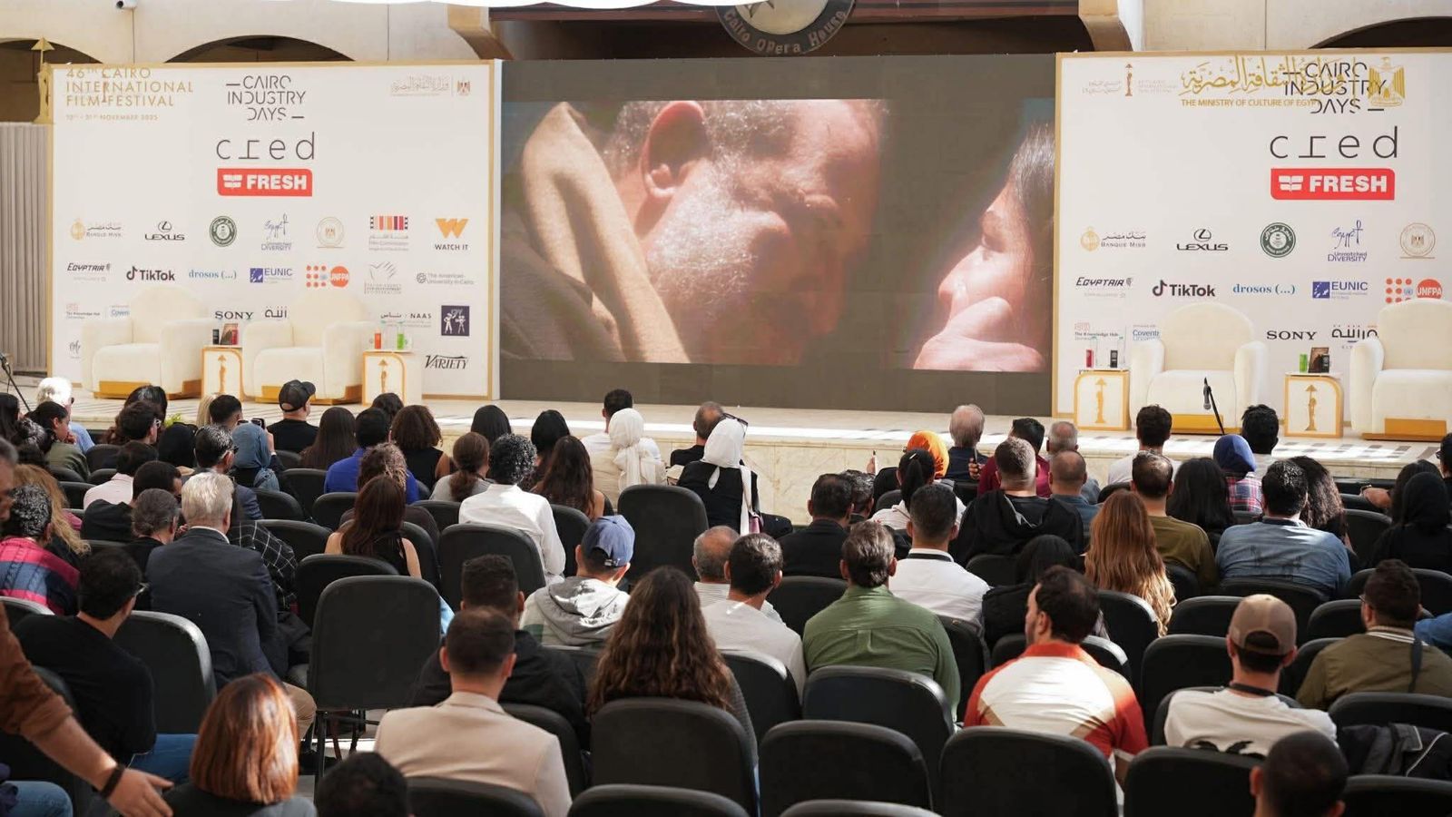 محطة مصر نيوز - مهرجان القاهرة يحتفي بذكرى سامح عبد العزيز بعرض فيلم ابنته