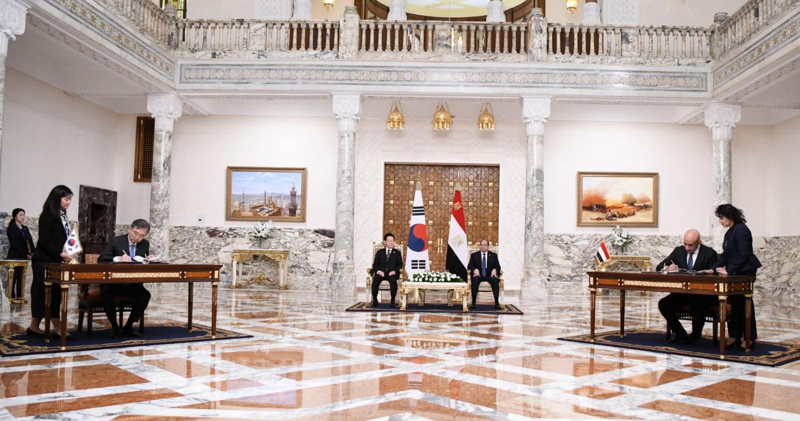 أخبار مصر - الرئيس عبد الفتاح السيسي يستقبل رئيس جمهورية كوريا