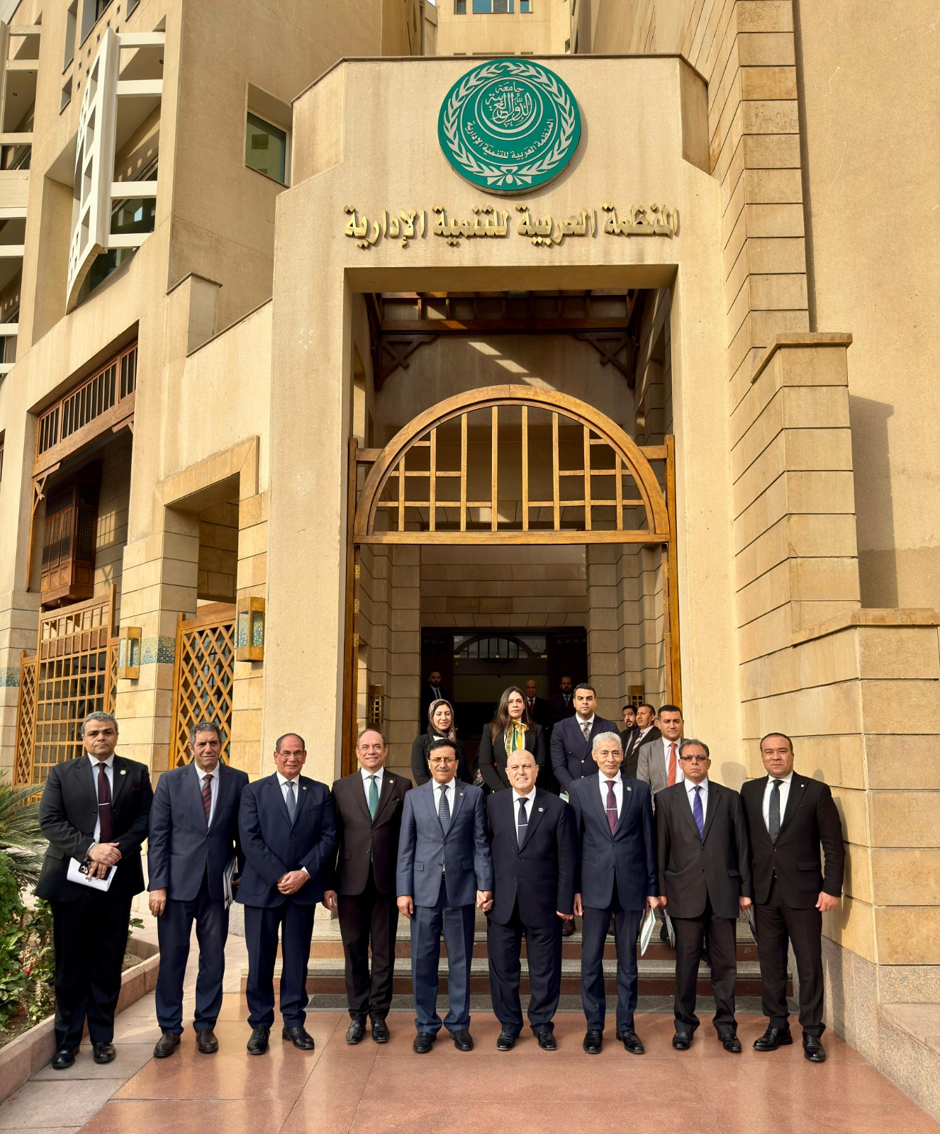 أخبار مصر - النيابة العامة تستقبل وزيرة التخطيط لتسليم مركباتٍ ذكية لتقديم خدماتها الرقمية للمواطنين