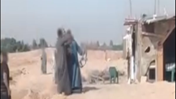 أطلقوا أعيرة نارية.. ضبط 4 أشخاص بتهمة التعدي على نجل عمهم بسبب أولوية تعبئة المياه في أكتوبر أخبار مصر - أطلقوا أعيرة نارية.. ضبط 4 أشخاص بتهمة التعدي على نجل عمهم بسبب أولوية تعبئة المياه في أكتوبر